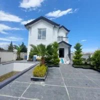 عمارتی-در-دل-بهشت