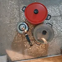 ۳عدد دیگ موجود در عکس. با هم|ظروف پختوپز|گرگان, |دیوار