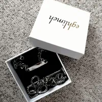 دستبند و گردن بند