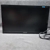 مانیتور سامسونگ ۱۹ اینچ سالم