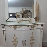 آیینه وکنسول