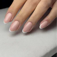 کاشت و ترمیم ناخن با متریال عالی