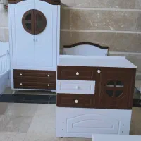 سیسمونی کودک و کابینت