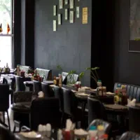 استخدام آشپز فرنگی پیتزا زن و گریل کار  و خدماتی