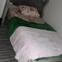 تخت خواب|تخت و سرویس خواب|تهران, آبشار تهران (دریاچه)|دیوار