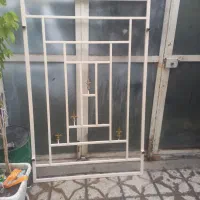 فروش انواع صندلی وحفاظ نیمکت
