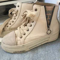 کفش|کیف، کفش، کمربند|سبزوار, کلاته سیفر|دیوار