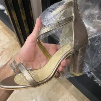 واگذاری یک مغازه با لباس بچگانه و کفش دخترانه|کفش و لباس بچه|پیرانشهر, |دیوار