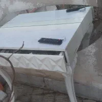 اینه و کنسول ارایشگاهی و صندلی تک|آرایشگاه و سالنهای زیبایی|ایلام, |دیوار