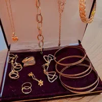 طلای در حد نو ۳ درصد بالای قیمت تابلو