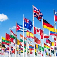 مدرس زبان های خارجی