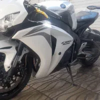cbr1000 gsx cb1300 yamaha