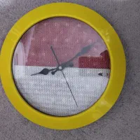 ساعت دیواری