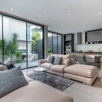 فروش آپارتمان 190 متری مرکز شهر