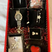 باکس هدیه روز زن و مادر جذاب و شیک قیمت مناسب|صنایع دستی و سایر لوازم تزئینی|یزد, |دیوار