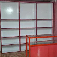 قفسه و ویترین