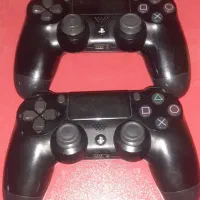 دسته ps4 و مبل دونفره