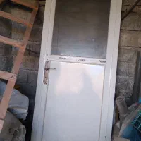 در ورودی اماده نصب نو
