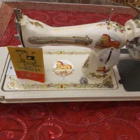 چرخ خیاطی قدیمی آنتیک موزه ای نو سفید کمیاب
