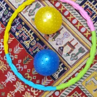 توپ پیلاتس و حلقه ورزشی