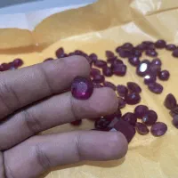 یاقوت سرخ دونه اناری|جواهرات|قم, یخچال قاضی|دیوار