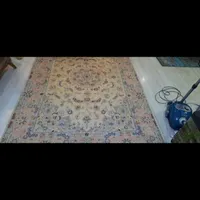 فرش دستبافت گل ابریشم تبریز کاملا سالم
