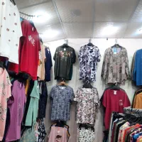 لباس زنانه|لباس|لار, |دیوار