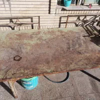 تخت خواب آهنی