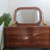 میز تی وی اینه کنسول