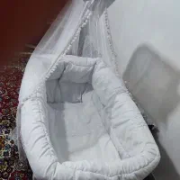 تخت کنار مادر نو همش دوبار بچم توش خوابیده|تخت و صندلی بچه|رشت, نخودچر|دیوار