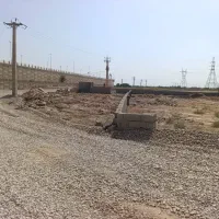 زمین-جنب-راه-اهن-کنار-پل-کجباف