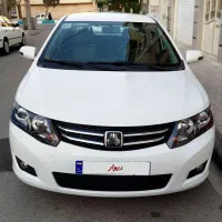 آریو(زوتی) تحویل ۱۴۰۱ مدل ۱۴۰۰ سالم بی رنگ و تصادف