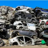خریدار خودروی فرسوده خاموش. روشن.تصادفی