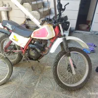 تریلی ایکسل 82
