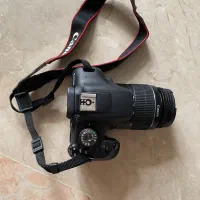 دوربین کنون d2000