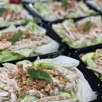 نیروی تولید و بسته بندی سالاد و آبمیو