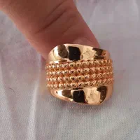 انگشتر نو و رنگ ثابت