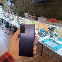 گوشی  سامسونگ s20fe در حد آک