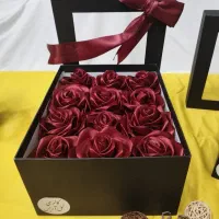 باکس گل ودسته گلهای پروانه ای