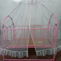 تخت گهواره نوزاد