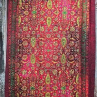 رو فرشی کشدار نو نو و سالم