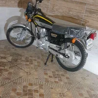 موتور هندا۱۲۵ رهرو مدل۱۴۰۳خشک بنزین نخورده زیرقیمت|موتورسیکلت|شیراز, عفیف‌آباد|دیوار