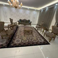 مبل کلاسیک و میز غذا خوری