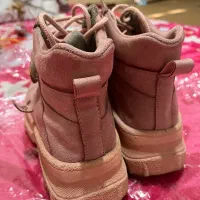 نیم بوت مخمل گلبه ای|کیف، کفش، کمربند|رشت, چمارسرا|دیوار