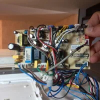 تعمیر انواع یخچال خانگی و فروشگاهی|خدمات پیشه و مهارت|زرقان, |دیوار