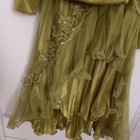 لباس.|لباس|فولادشهر, فولادشهر|دیوار