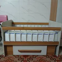 تخت خواب و میزوصندلی کودک