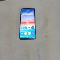 یک گوشی پوکوC40نوتازه خریدم