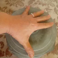 قابلمه سنگی  بزرگ ۸نفره تو انباری بوده|ظروف پخت‌وپز|فردیس, منظریه|دیوار