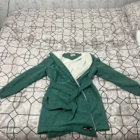 پالتو بارونی|لباس|مشکین‌دشت, |دیوار